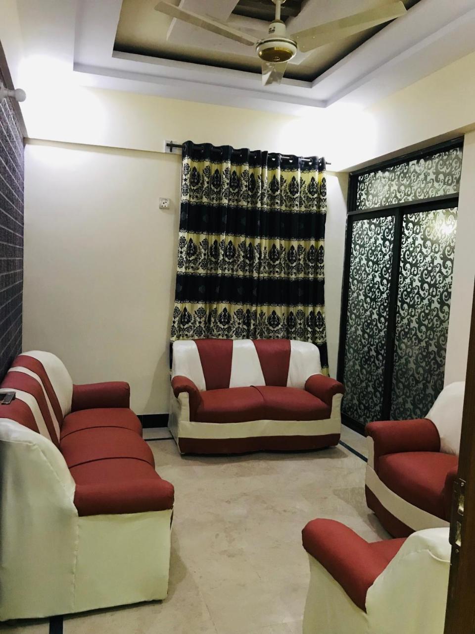 Hotel Second Home Karachi Buitenkant foto