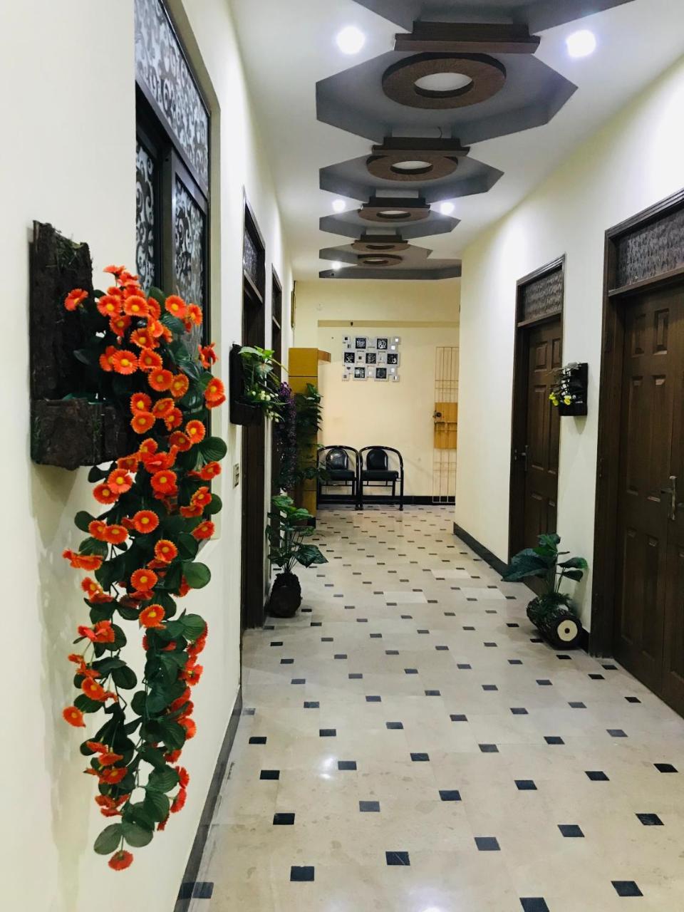 Hotel Second Home Karachi Buitenkant foto