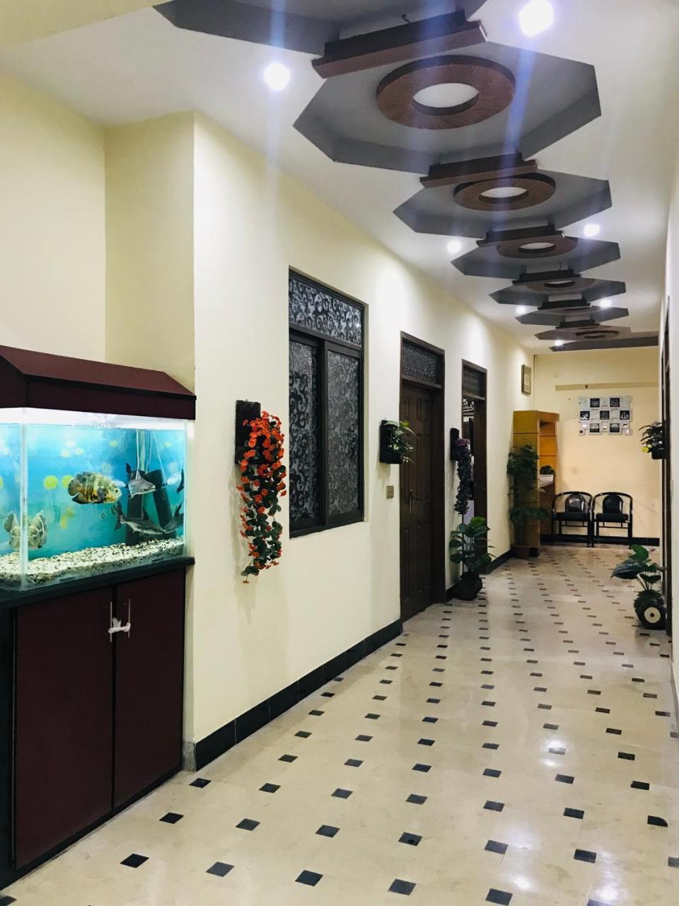 Hotel Second Home Karachi Buitenkant foto